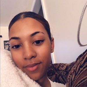 Meet your Posher, Acea